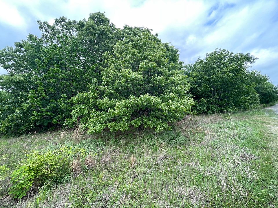 1st image of 76 Restful Rd