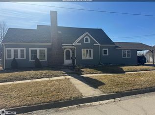 1318 Locust St, Ottumwa, IA 52501