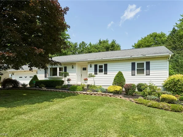 6518 Hiram Ave, Ashtabula, OH 44004