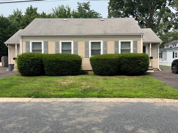 15 Cedar Street, Amityville, NY 11701