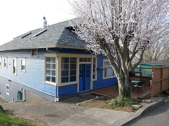 2nd image of 612 Florence Ave #2