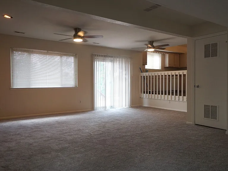 2205 Parliament Dr — Photo 14