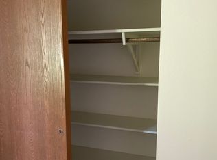 212 S Dakota Ave #3, Irene, SD 57037