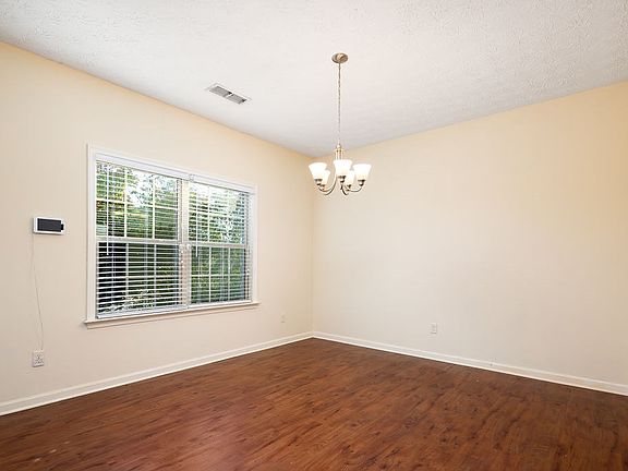 5th image of 78 Willow Trace Dr