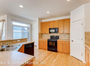 1385 S Duquesne Cir, Aurora, CO 80018