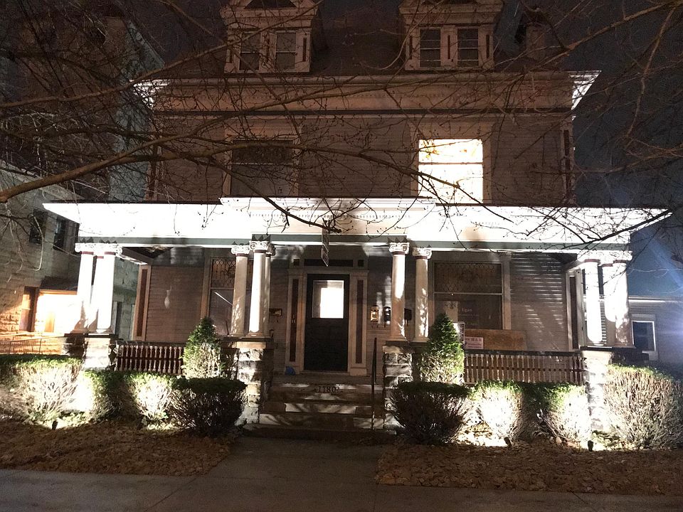 Building Photo 3