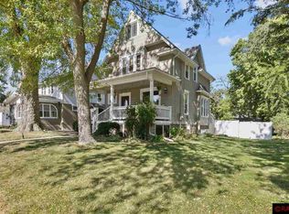 121 3rd Ave NE, Waseca, MN 56093