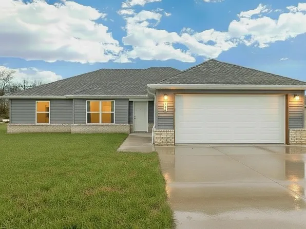 1756 Cash Drive, Mt Vernon, MO 65712