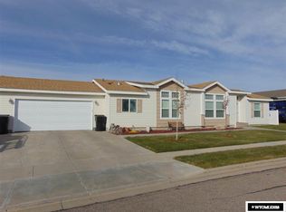 189 Elliot Dr, Evanston, WY 82930
