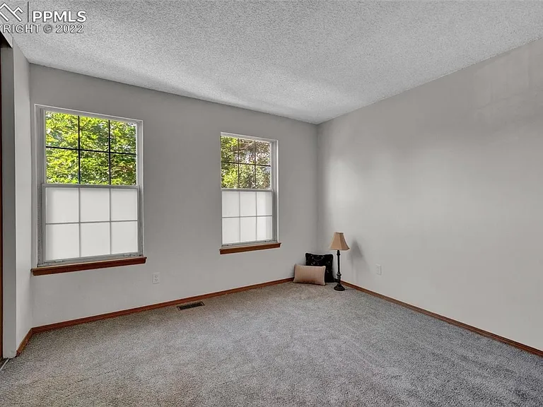 3467 Queen Anne Way — Photo 19