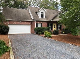 2615 Longleaf Dr SW, Pinehurst, NC 28374