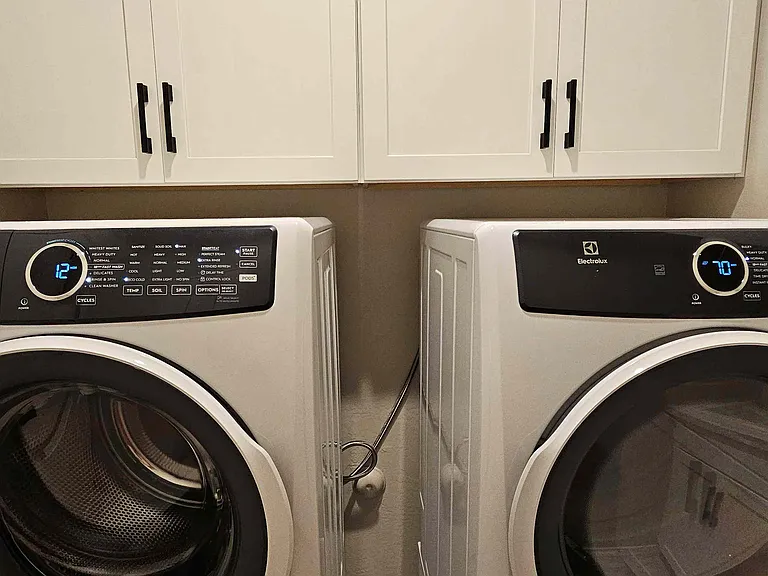 New washer and dryer included