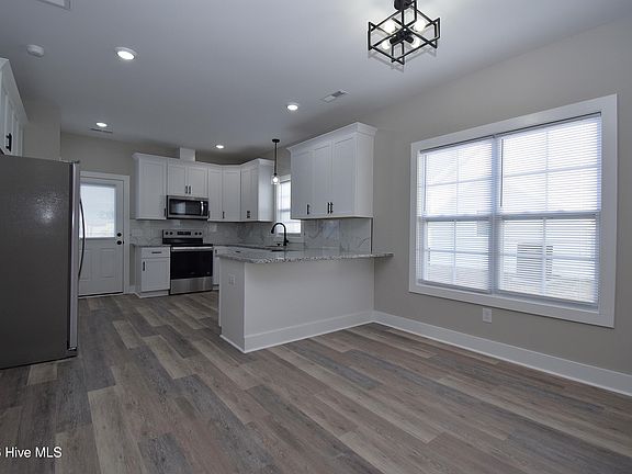 4th image of 704 Abigail Taylor Dr Unit B