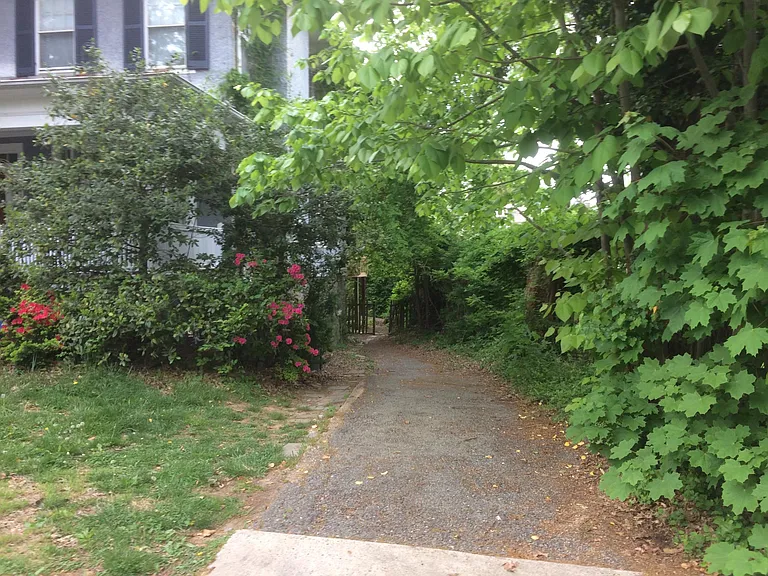 3459 Macomb St NW — Photo 12