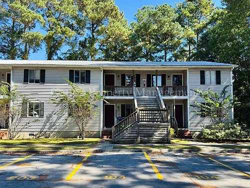 107 Lullwater Dr #201 Photo 1