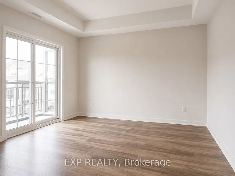 205 W Oak Trl #40 — Photo 8
