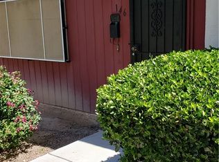 146 Greenbriar Townhouse Way, Las Vegas, NV 89121