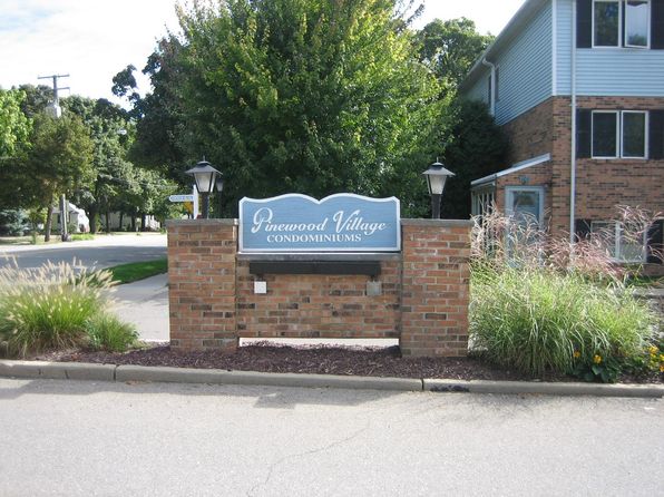 212 Pinewood Dr