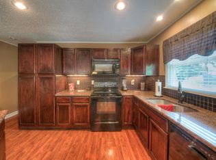 2358 Old Field Rd, Gastonia, NC 28056