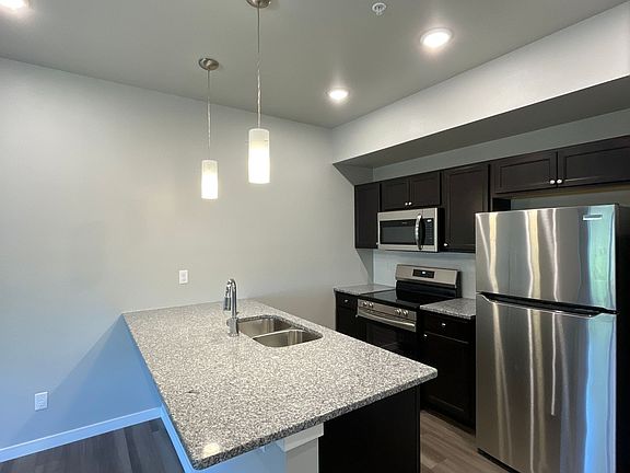 3rd image of 5121 N River Blvd NE #101