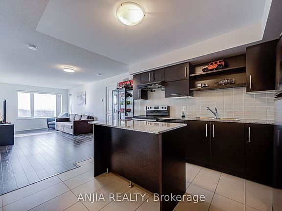5th image of 273 S Park Rd #1112