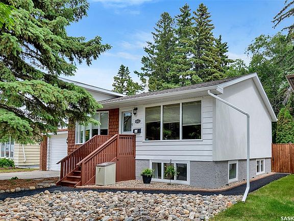 2nd image of 510 R AVENUE N