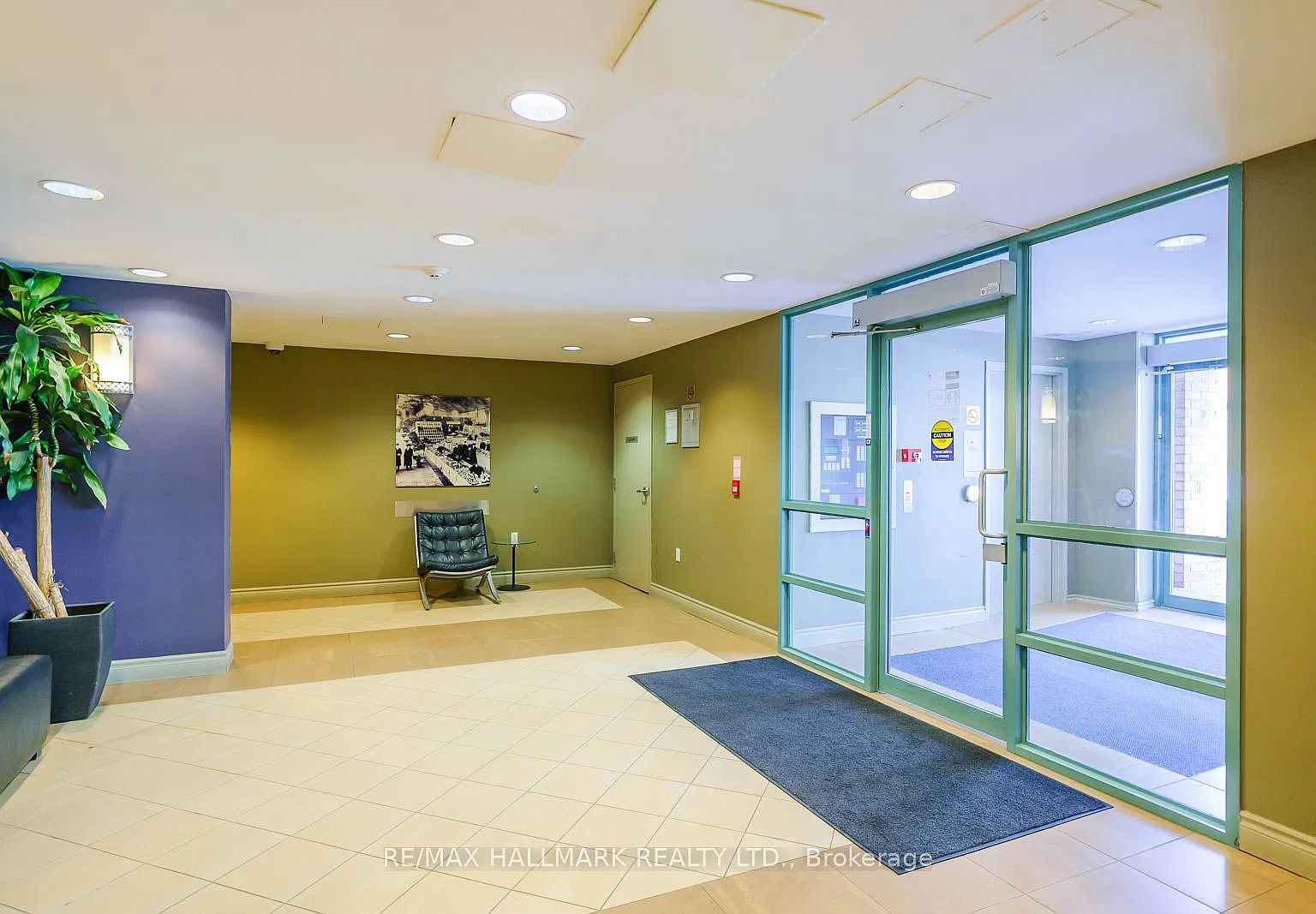 1 bed, $2,000 — Photo 3
