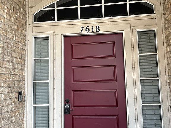 3rd image of 7618 Odessa Dr