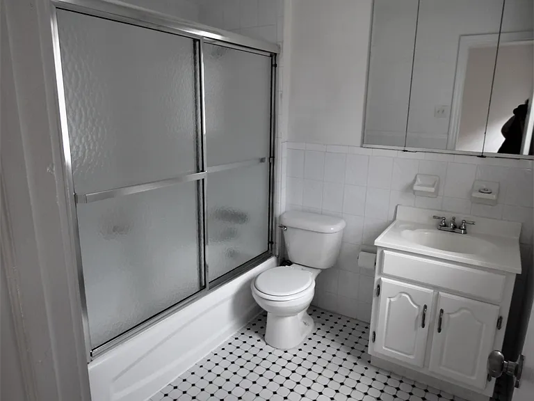 192 Union St #2 — Photo 5
