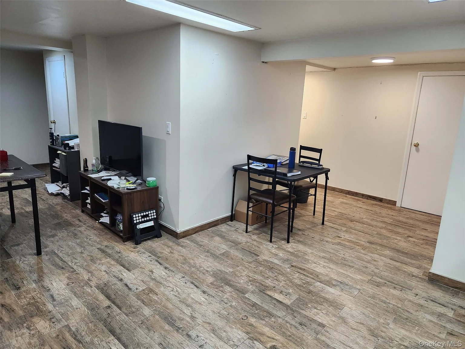 1 bed, 1.0 bath, 800 sqft, $1,800 — Photo 2