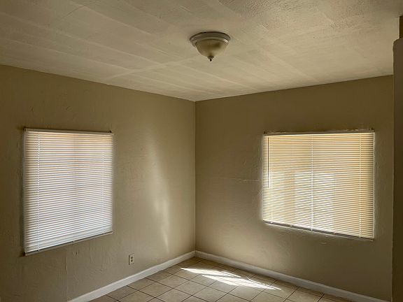 5th image of 15548 8th St