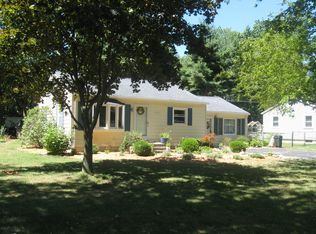 7711 Southmoor Dr, Monroe, MI 48161