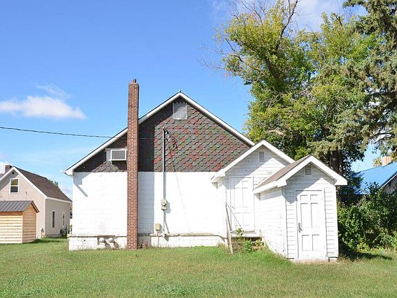 4th image of 602 Main Ave S