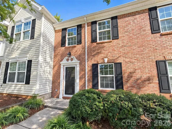 4212 Glenlea Commons Dr, Charlotte, NC 28216