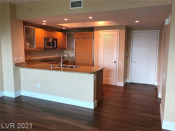 2nd image of 322 Karen Ave Unit 2004