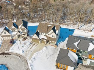 11729 Azure Cir, Inver Grove Heights, MN 55077