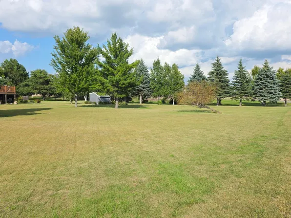 2123 270th Ave, Detroit Lakes, MN 56501