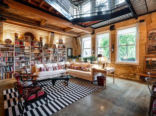 Western Leather Lofts, Milwaukee, WI 53202