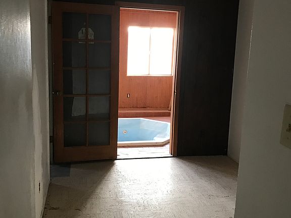 3rd image of 5100 Edmonton Ave
