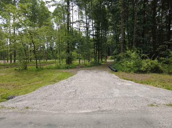 11 Case Rd, New Richmond, OH 45157