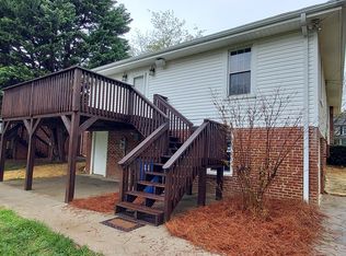 1101 S Hawthorne Rd, Winston Salem, NC 27103