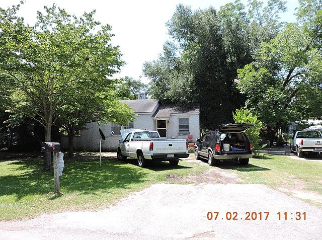 2nd image of 67 Elberta Cir