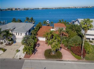 1220 Boca Ciega Isle Dr, Saint Pete Beach, FL 33706