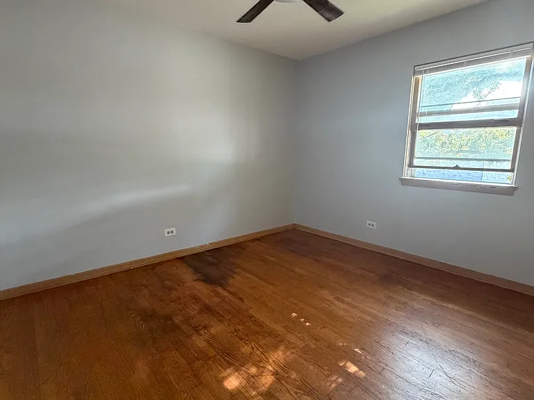 7919 W Cermak Rd #5 — Photo 5