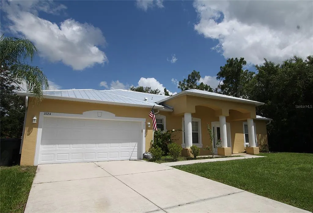 Building Photo - 3724 Eagle Pass St