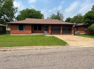 712 S Burdette Ave, Sherman, TX 75090
