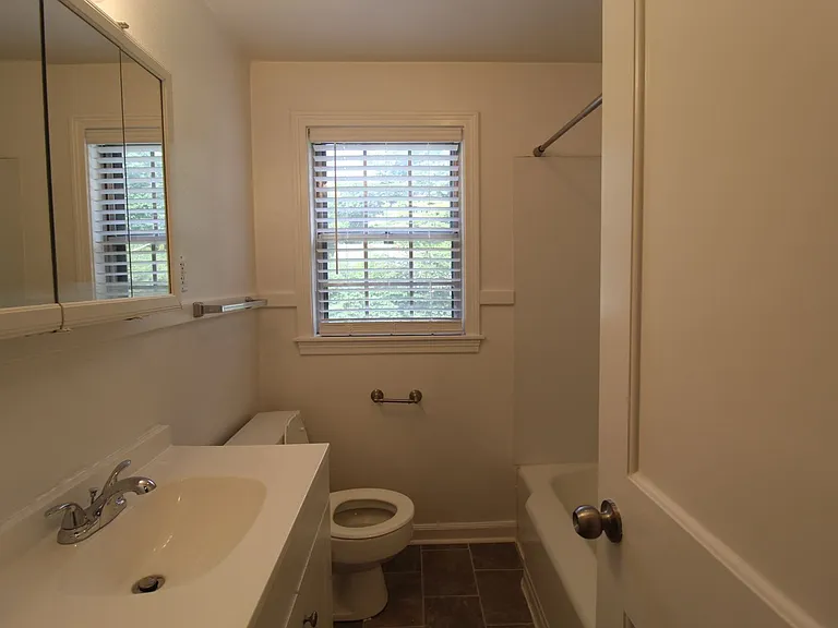 7518 Terrace St — Photo 14