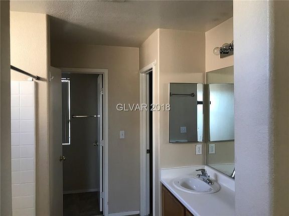 5th image of 2505 Living Rock St