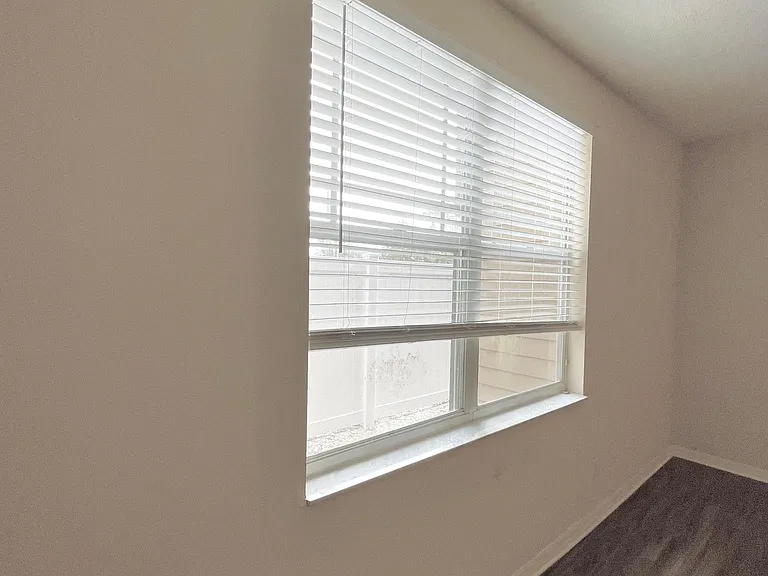 2403 W Platt St #B — Photo 15