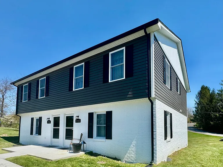 2904 Cara Ct — Photo 20